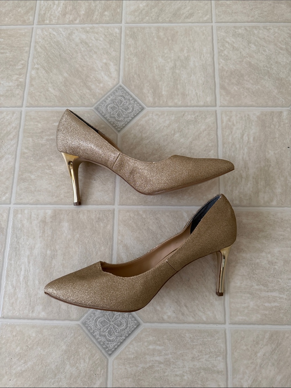 Metaphor Shimmery Heels